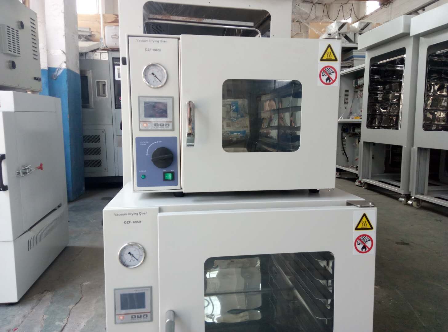 實(shí)驗(yàn)室用真空干燥箱出口